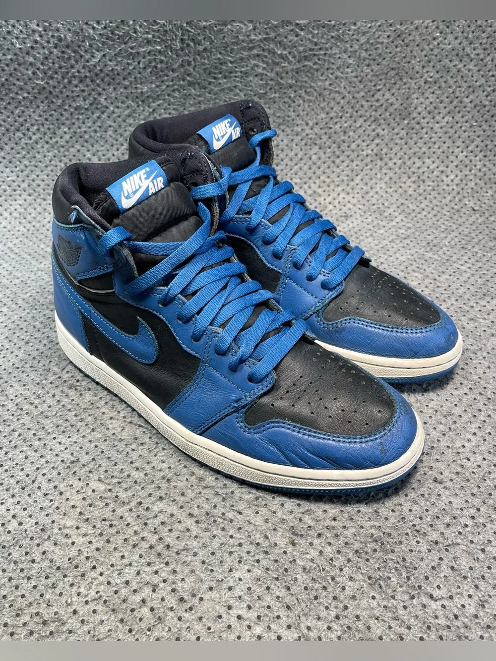 Nike Air Jordan 1 High Dark Marina Shoes Size 8.5 Men’s